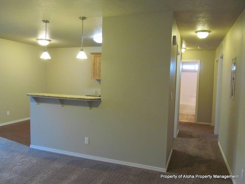 Spacious 2 Bedroom 2 Bath Upper Unit Off Of Pine in Meridian! property image