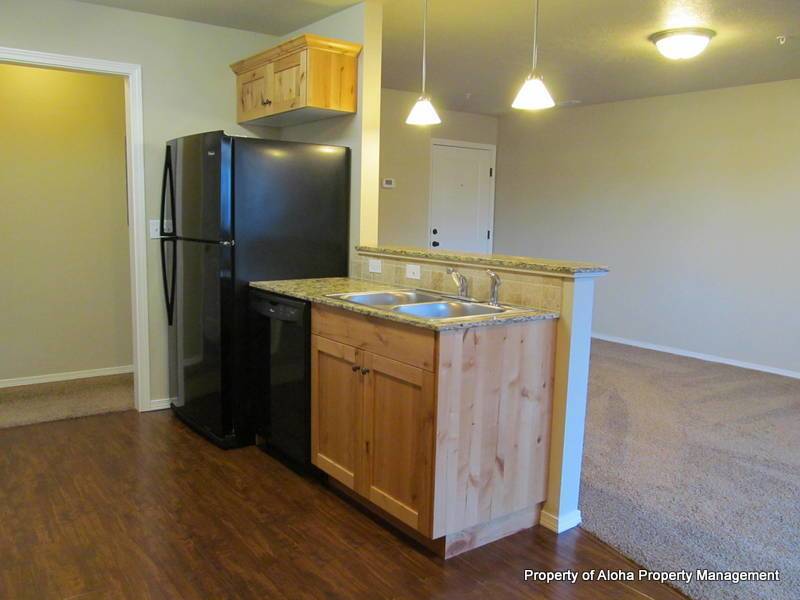 Spacious 2 Bedroom 2 Bath Upper Unit Off Of Pine in Meridian! property image