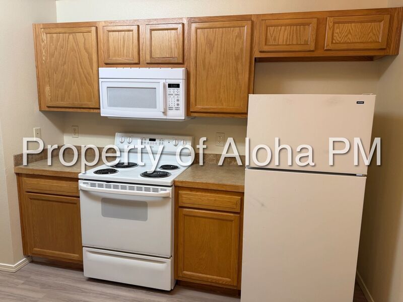 Comfy 2 Bedroom 2 Bathroom off of Pine in Meridian! property image