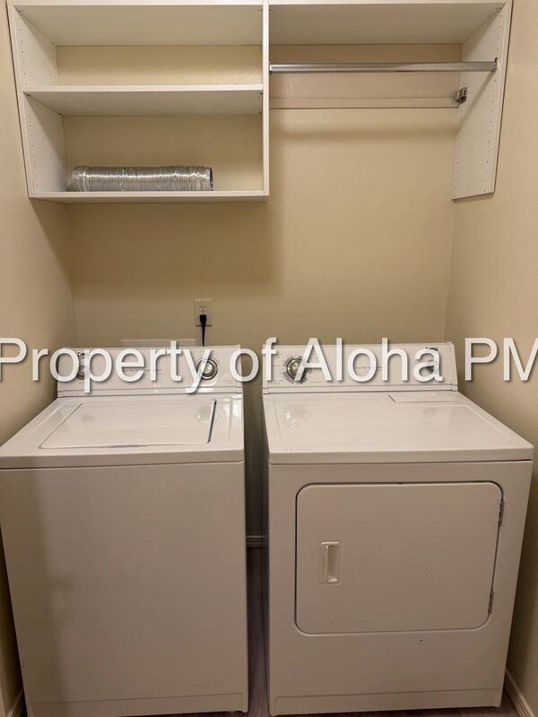 Comfy 2 Bedroom 2 Bathroom off of Pine in Meridian! property image