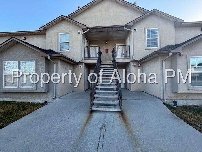 Large 3 Bedroom 2 Bathroom off of Pine & Linder in Meridian! property image
