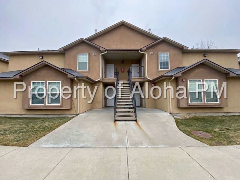Comfy 2 Bedroom 2 Bathroom off of Pine in Meridian! property image
