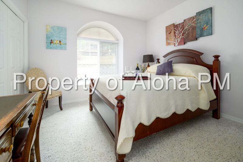 Stunning Golf Course & Water View Home in Cascade – Flexible Furnishing Options! property image