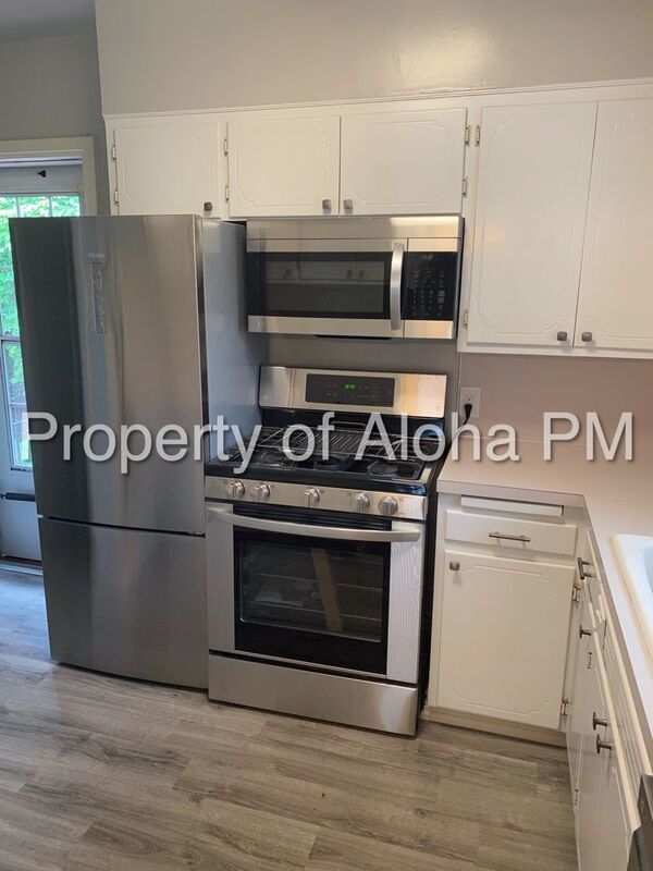 Amazing 3 Bedroom 3 Bath in Desirable Boise North End!! A Must See!! property image