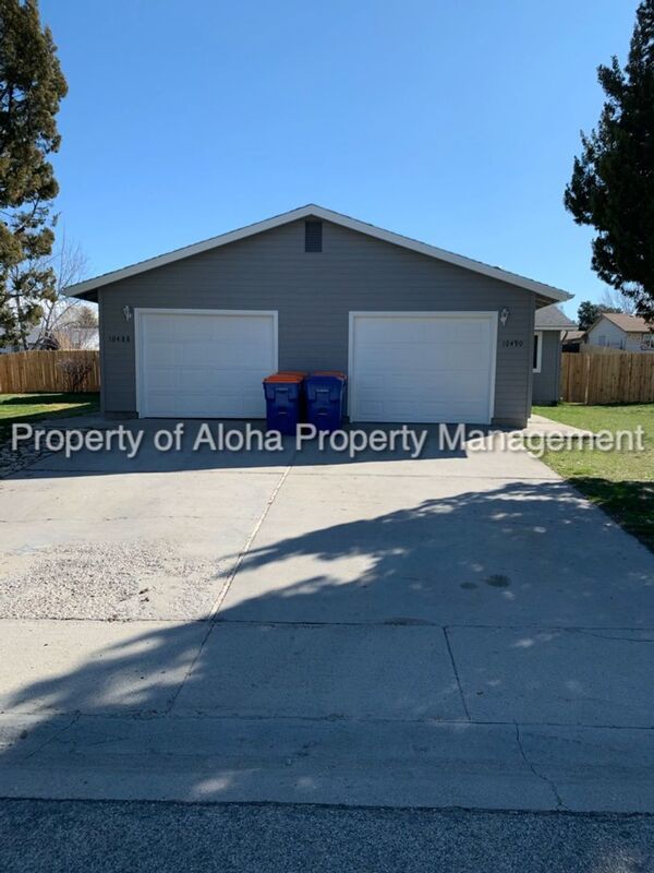 2 Bed 1 Bath Duplex off 5 Mile!! property image