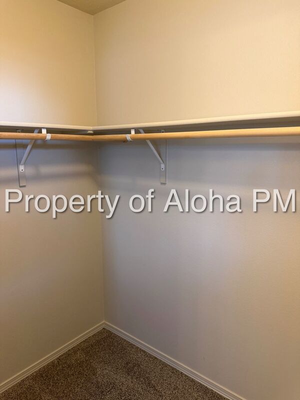 Nice 3 Bedroom 2 Bath Off Of Pine in Meridian! property image