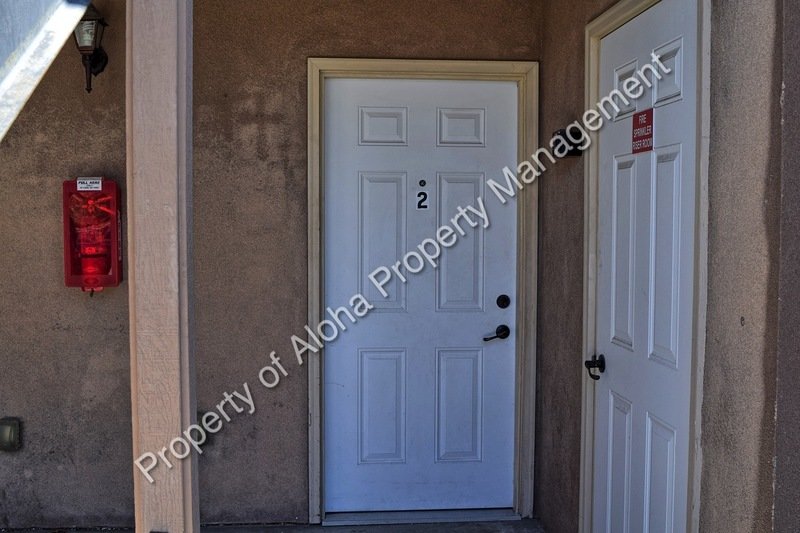 Large 3 Bedroom 2 Bathroom off of Pine in Meridian! property image