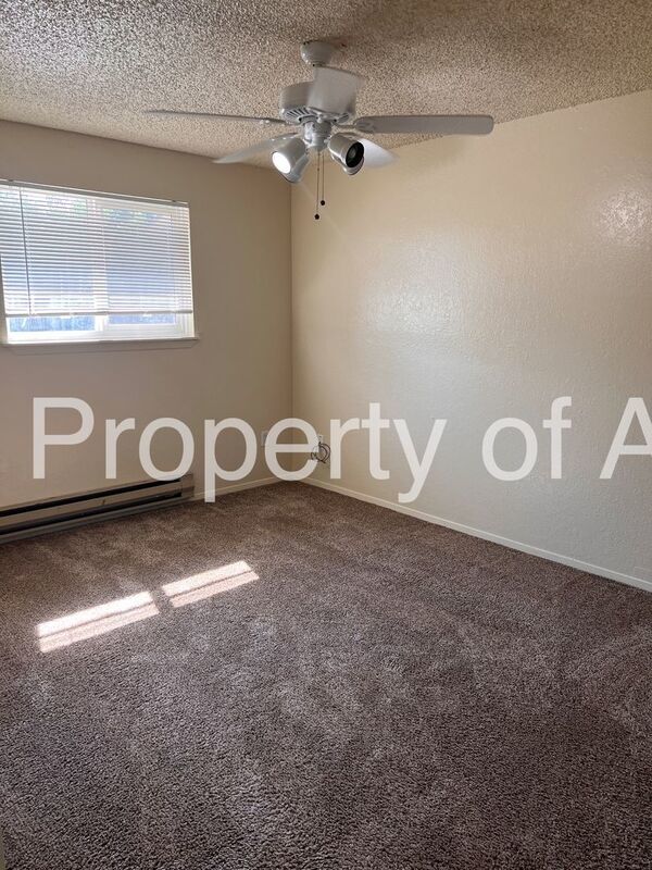 Charming 2-Bedroom Duplex with Fenced Yard in South Boise! property image