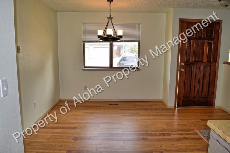 Inviting 2 Bedroom 1 Bath Near Boise Towne Square Mall!!! property image