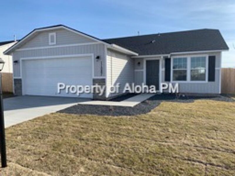 Spacious 3 Bed 2 Bath Home in Caldwell off 20/26!! property image