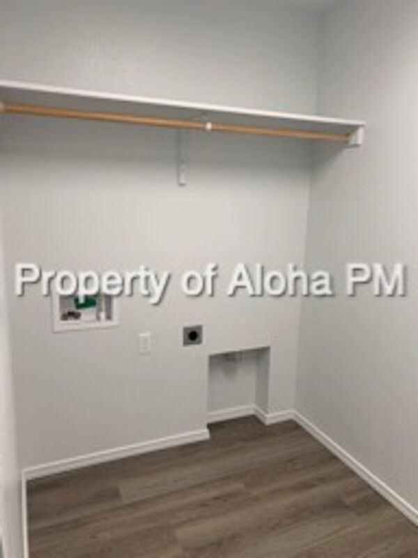 Spacious 3 Bed 2 Bath Home in Caldwell off 20/26!! property image