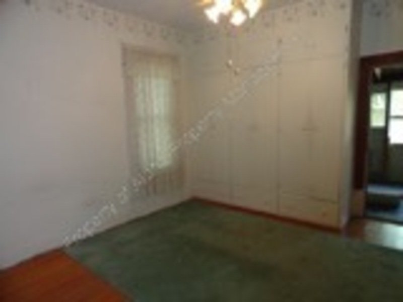 Large 2 Bed & 1 Bath in the North End! property image
