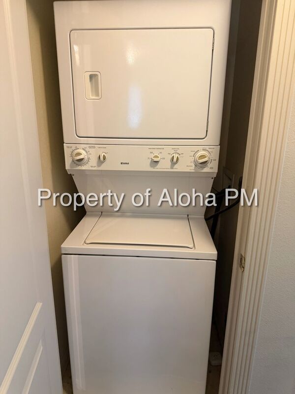 Cozy 2 bedroom, 2 bath townhome-style apartment in Nampa property image