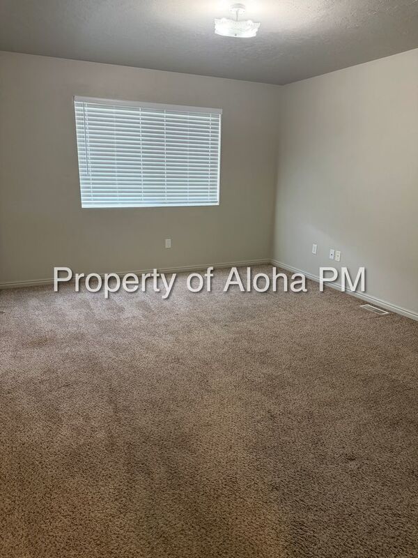 Cozy 2 bedroom, 2 bath townhome-style apartment in Nampa property image