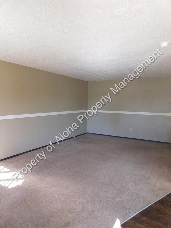 Ideal Location Off of State 2 Bedroom 1 Bathroom! property image