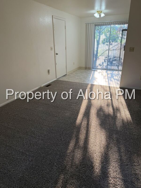 Charming 2 Bedroom 1 Bath off of Allumbagh in Boise! property image