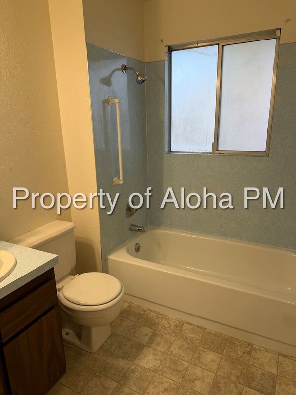Charming 2 Bedroom 1 Bath off of Allumbagh in Boise! property image
