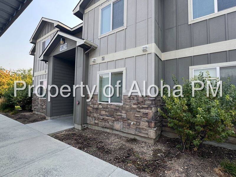 Conveniently located 2 bed 2 bath in Boise! property image