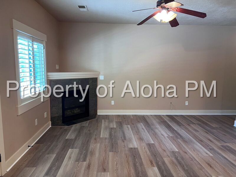 Spacious 3-Bedroom Condo on the Boise Bench property image