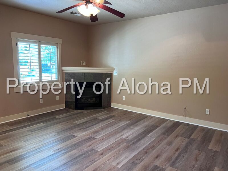 Spacious 3-Bedroom Condo on the Boise Bench property image