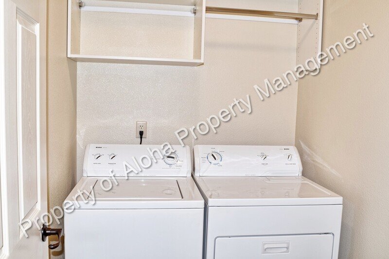 Comfy 2 Bedroom 2 Bathroom off of Pine in Meridian! property image