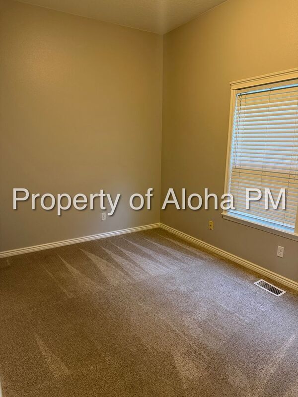 Spacious 3-Bedroom, 2.5-Bath Duplex in Boise property image