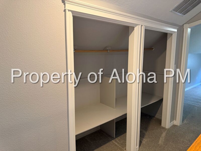 Spacious 3-Bedroom, 2.5-Bath Duplex in Boise property image