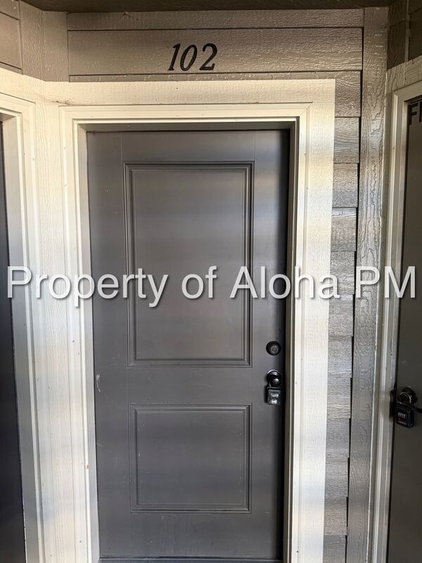Conveniently located 2 bed 2 bath in Boise! property image