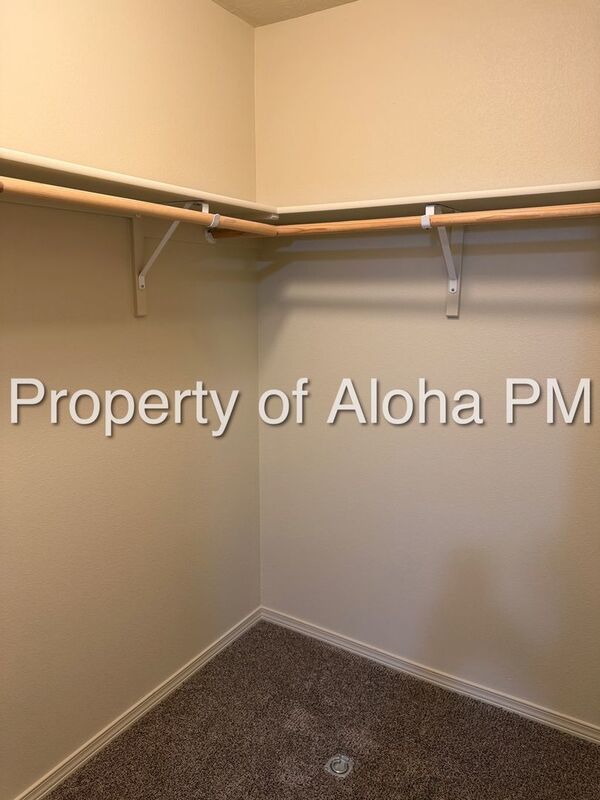 Conveniently located 2 bed 2 bath in Boise! property image