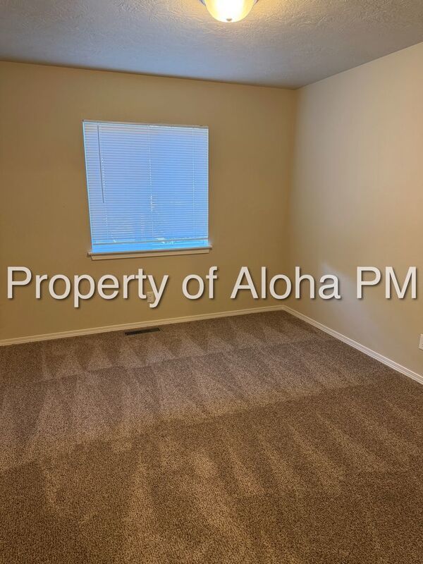 Conveniently located 2 bed 2 bath in Boise! property image