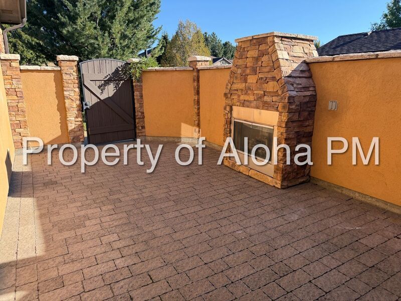 Beautifully Maintained 3-Bedroom Home in Meridian – Comfort, Style & Convenience! property image