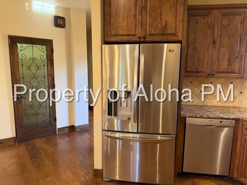 Beautifully Maintained 3-Bedroom Home in Meridian – Comfort, Style & Convenience! property image