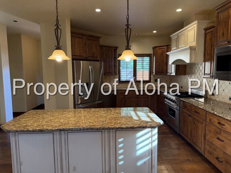 Beautifully Maintained 3-Bedroom Home in Meridian – Comfort, Style & Convenience! property image