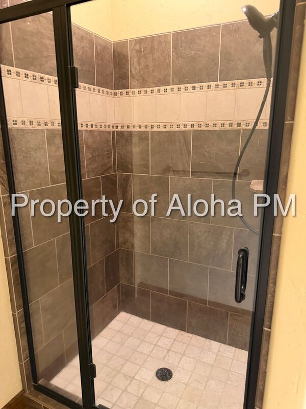 Beautifully Maintained 3-Bedroom Home in Meridian – Comfort, Style & Convenience! property image